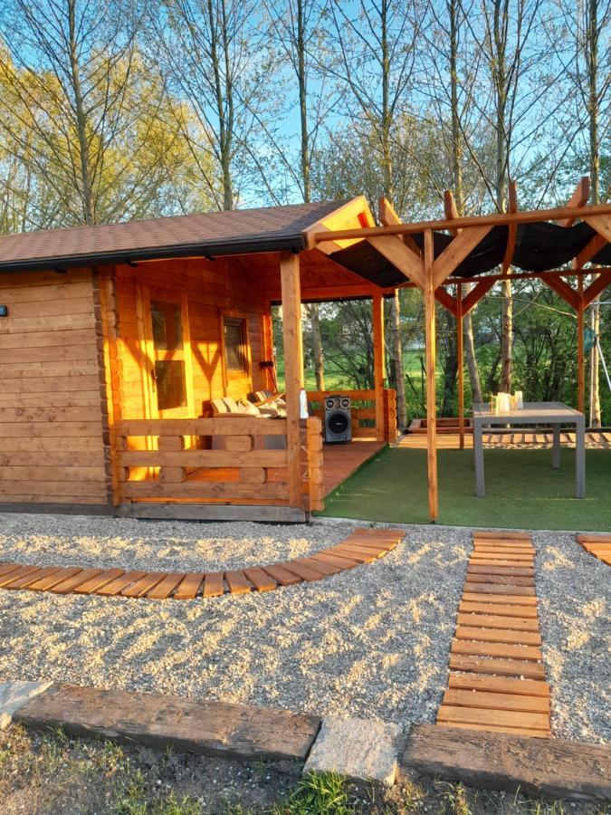 Pensjonat Agroturystyczny Pod Modrzewiem Bed and Breakfast Florczaki Eksteriør billede