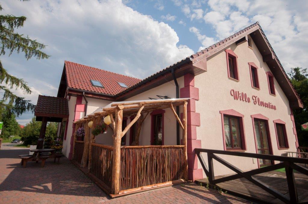 Pensjonat Agroturystyczny Pod Modrzewiem Bed and Breakfast Florczaki Eksteriør billede
